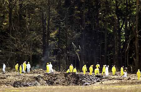 September 11 News.com - Flight 93 - The story of courage and heroism by the passengers of Flight 93 on the morning of September 11, 2001.